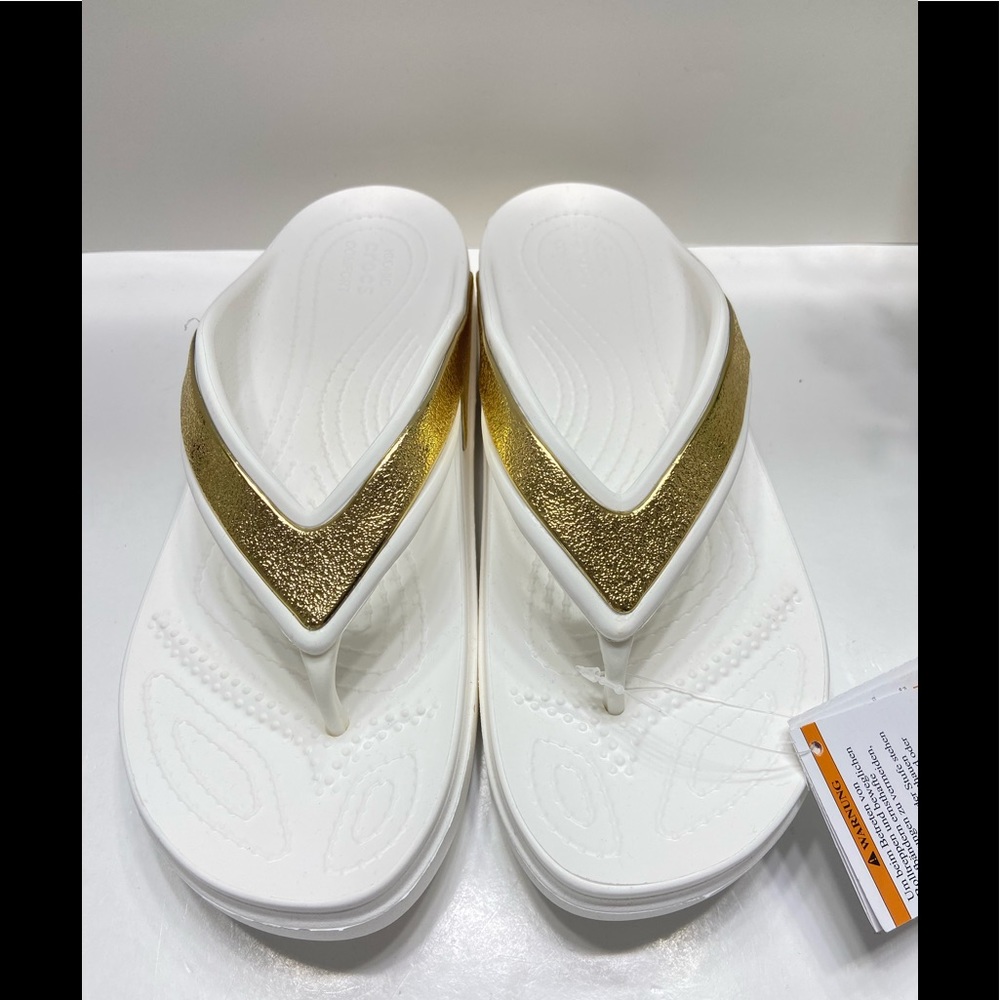 NEW Crocs Sloane Shine Wedge Flip Flop Sandals - Picture 2 of 9